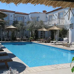 Hotel Bay C **