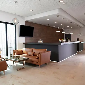 Hotel New In ***