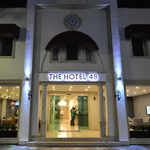 Hotel The 48 ***